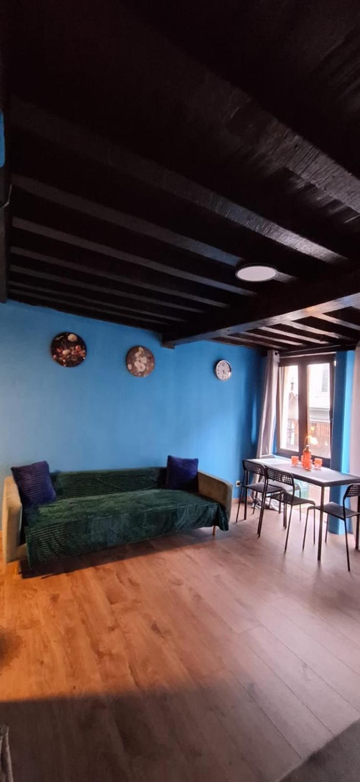 The 16Th Century 1Bd Ocean Apartment Amberes Exterior foto